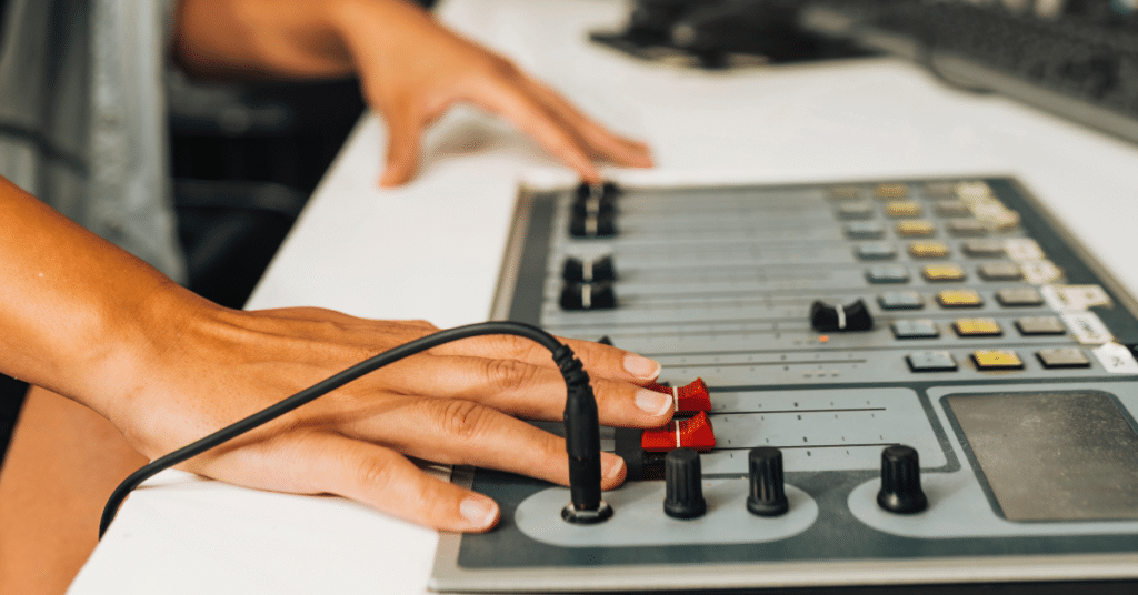 How to Create a Podcast From Scratch - Fasthubfy Marketing Blog